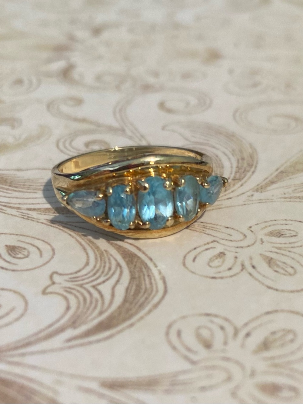 10k Gold Ring with marquis blue topaz gemstones Women Jewelry 2.3 grams